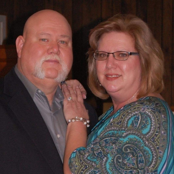 Meet your Posher, Debra - Picture 3 of 3